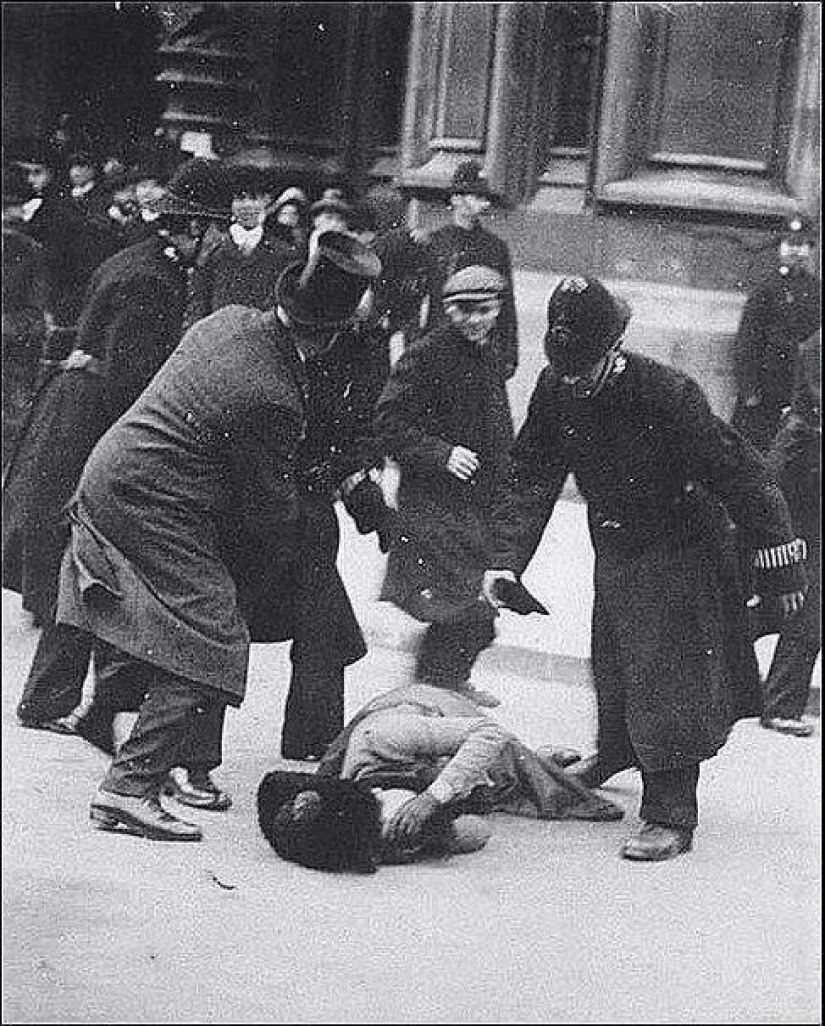 25 rare historical photos that will surprise you