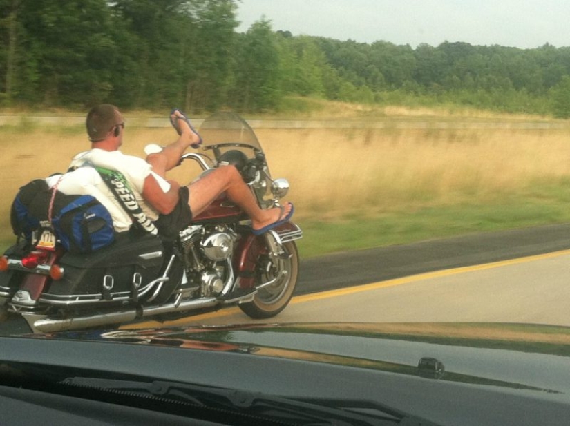 25 reasons why women live longer than men 25 reasons why women live longer than men