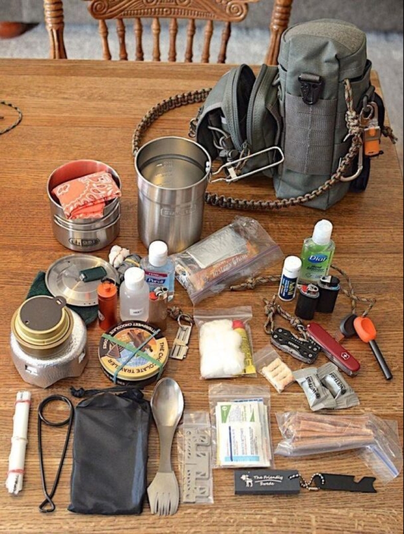 25 sets de los que los supervivientes del sofá se jactan en Internet 25 sets de los que los supervivientes del sofá se jactan en Internet