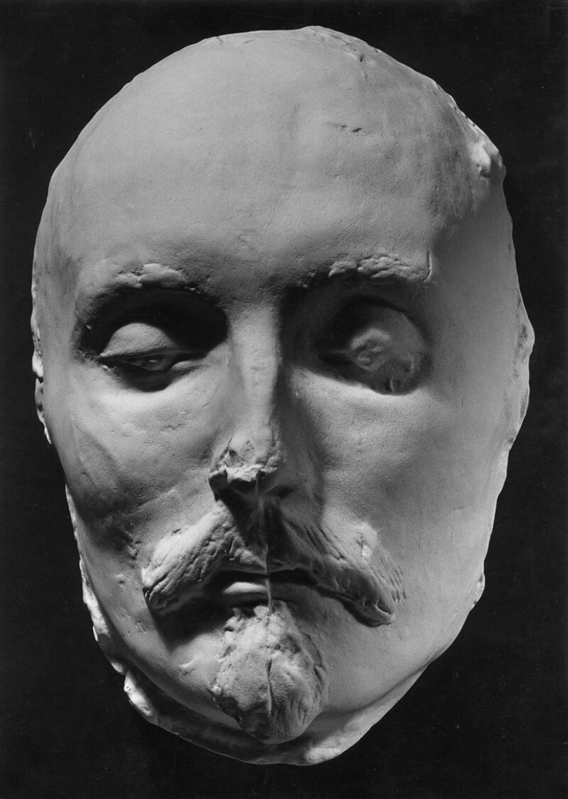 26 la muerte de las máscaras de los famosos personajes históricos 26 la muerte de las máscaras de los famosos personajes históricos