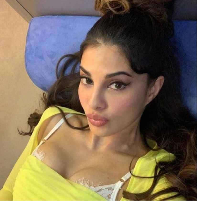 27 girls of mixed blood in their veins the blood of different races 27 girls of mixed blood in their veins the blood of different races