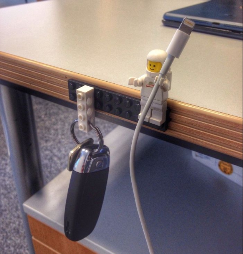 27 Ingenious Ways to Use Lego that You probably didn't know about