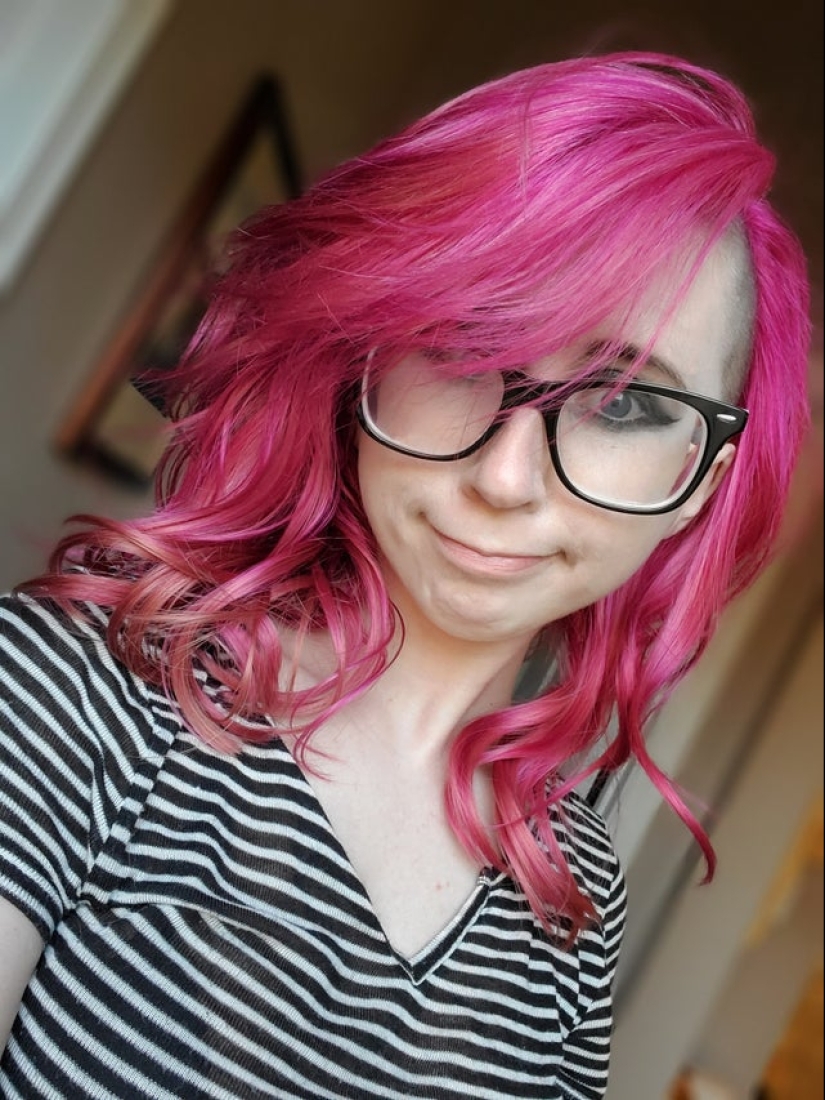 27 photos of girls who ventured into bright hair coloring 27 photos of girls who ventured into bright hair coloring