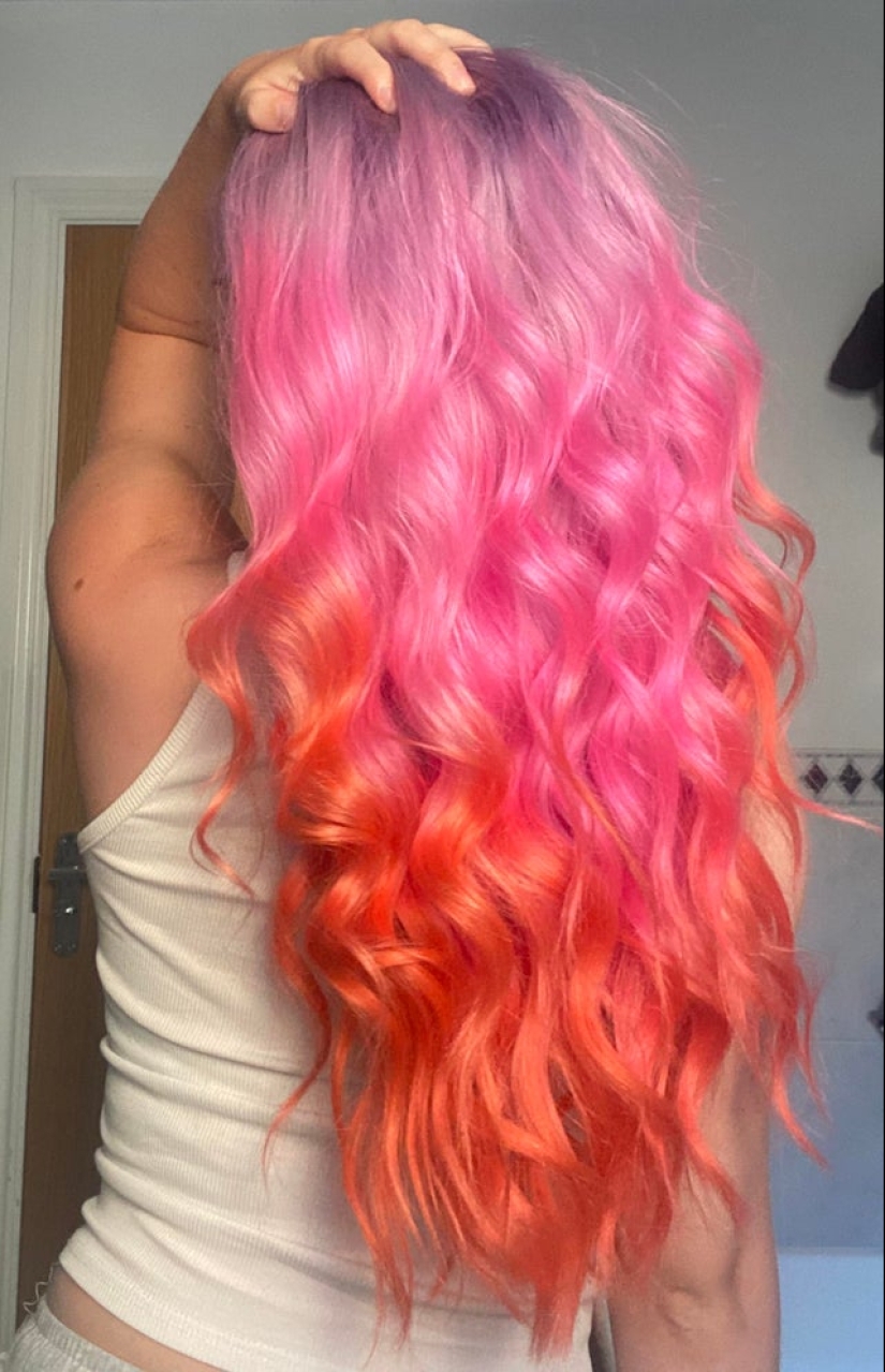 27 photos of girls who ventured into bright hair coloring 27 photos of girls who ventured into bright hair coloring