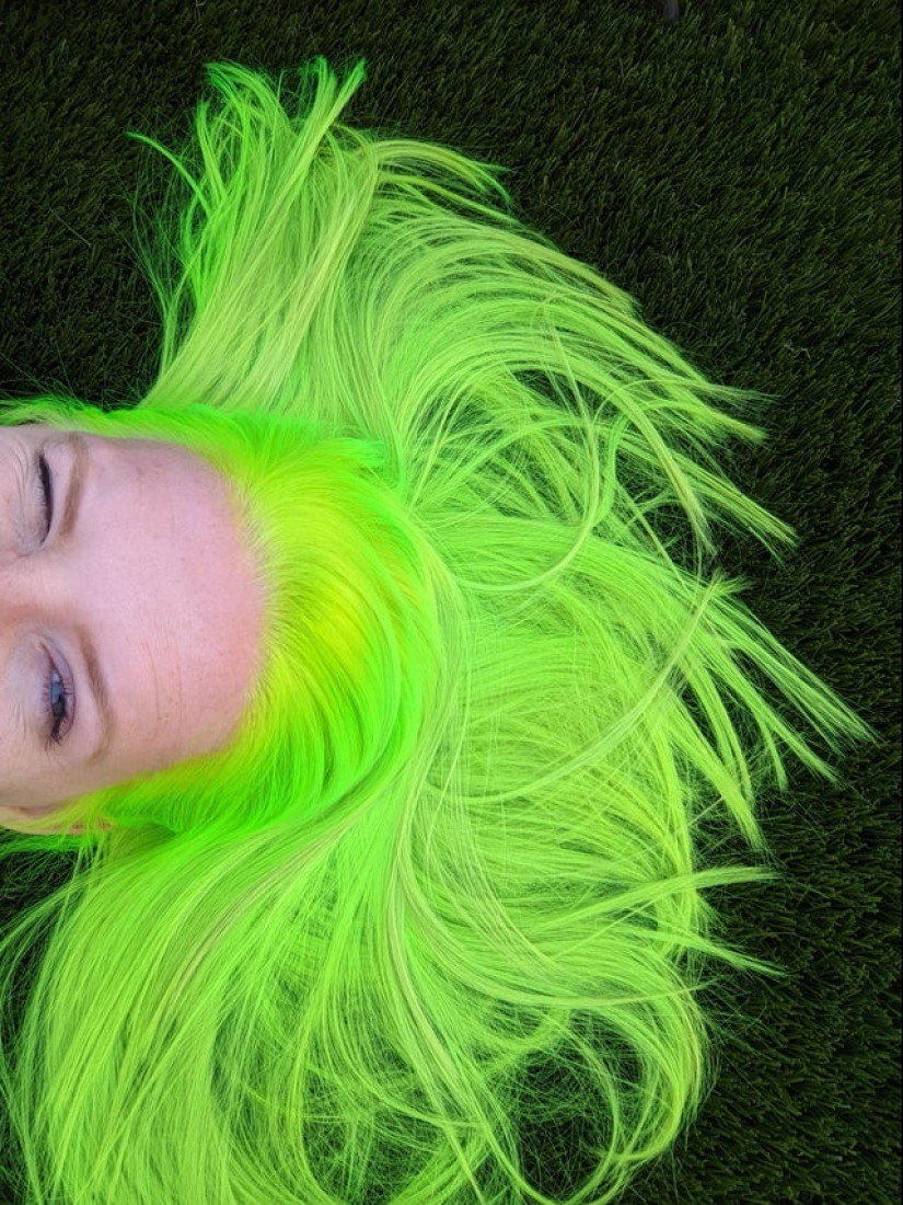 27 photos of girls who ventured into bright hair coloring 27 photos of girls who ventured into bright hair coloring