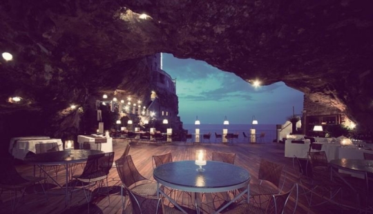 30 Amazing Places You Won't See Tourists 30 Amazing Places You Won't See Tourists