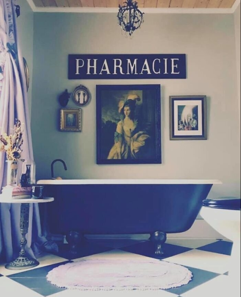 30 bathrooms with a strange and creative design