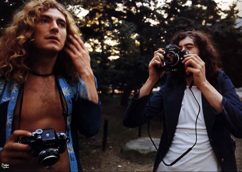 30 celebrities with cameras