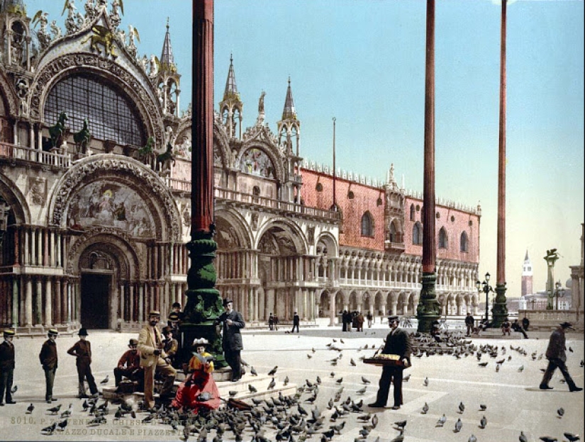 30 color photographs of Venice in the 1890‑ies 30 color photographs of Venice in the 1890‑ies