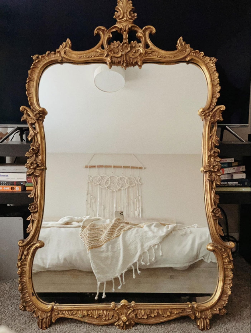 30 cool purchases from commissions, flea markets and sales