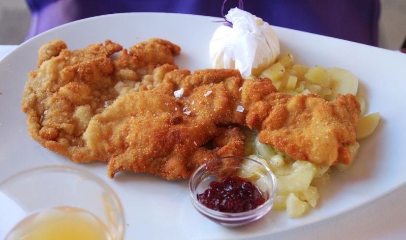 30 dishes from different countries of the world that are worth trying 30 dishes from different countries of the world that are worth trying