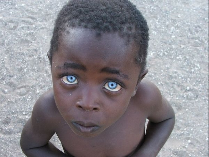 30 fotos de la gente, que la naturaleza generosamente dotado de una belleza sobrenatural
