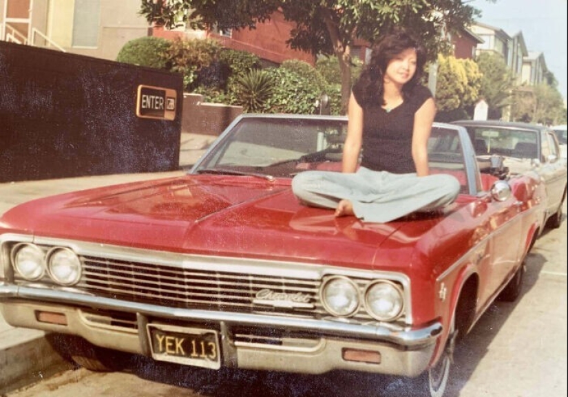 30 fotos de padres jóvenes que eran definitivamente más geniales que nosotros hoy