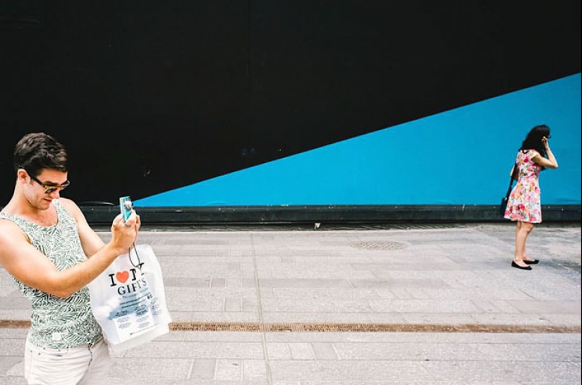 30 frames of street photography with perfect timing