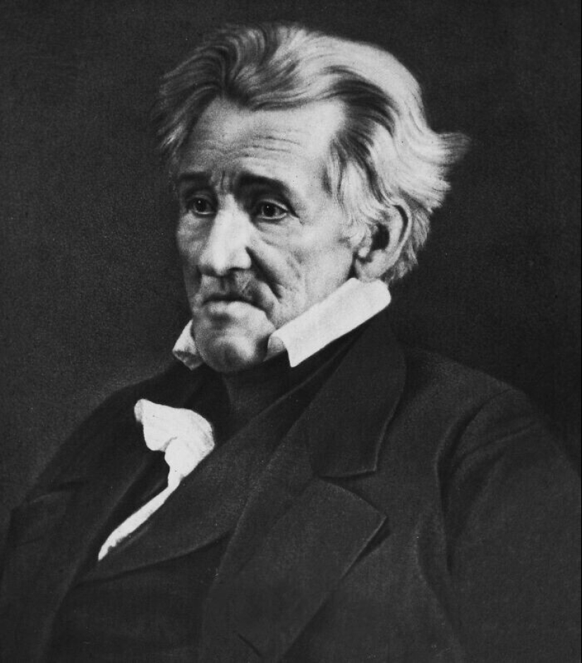 30 historical facts which at first seem improbable
