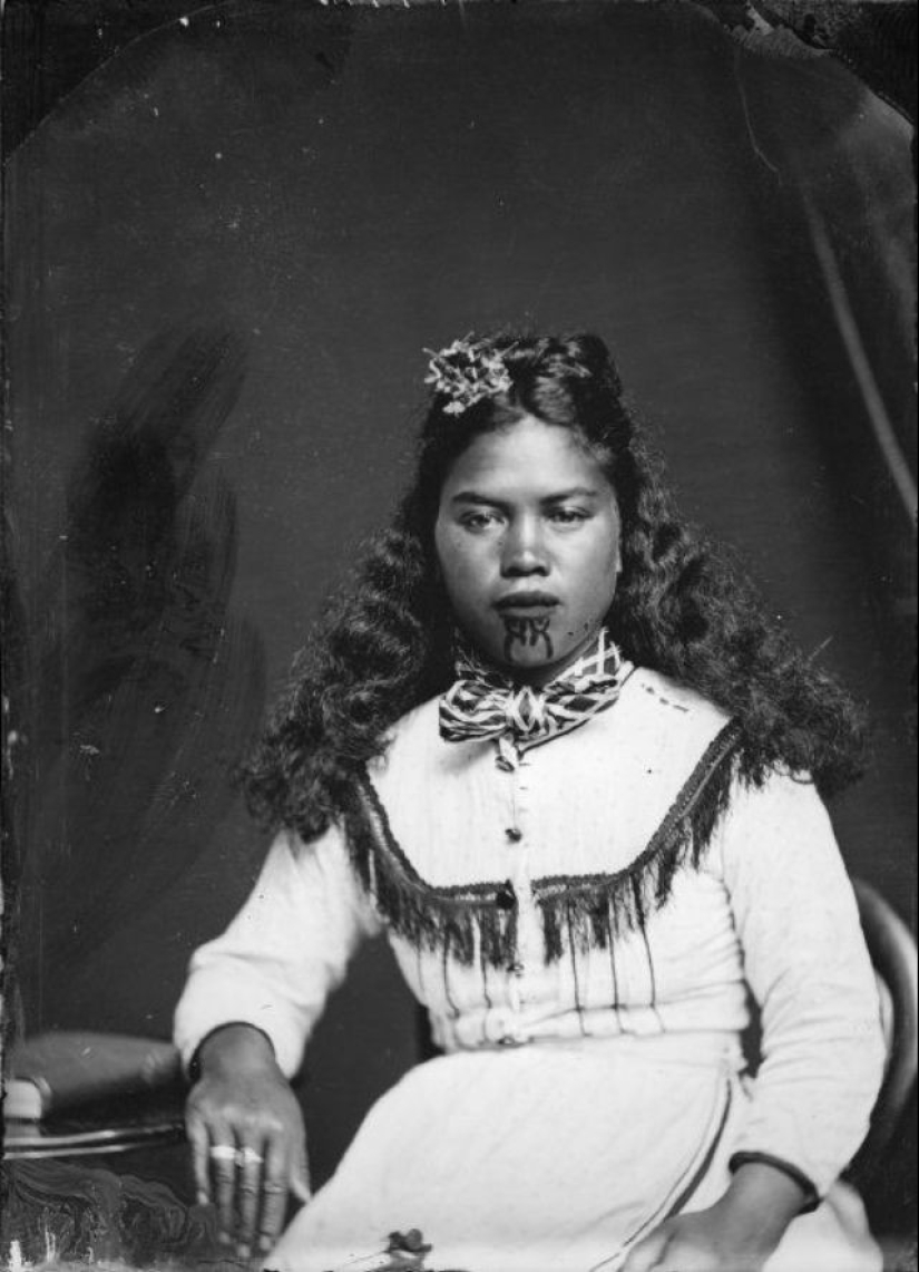 30 increíbles retratos de las mujeres Maoríes con tatuajes tradicionales