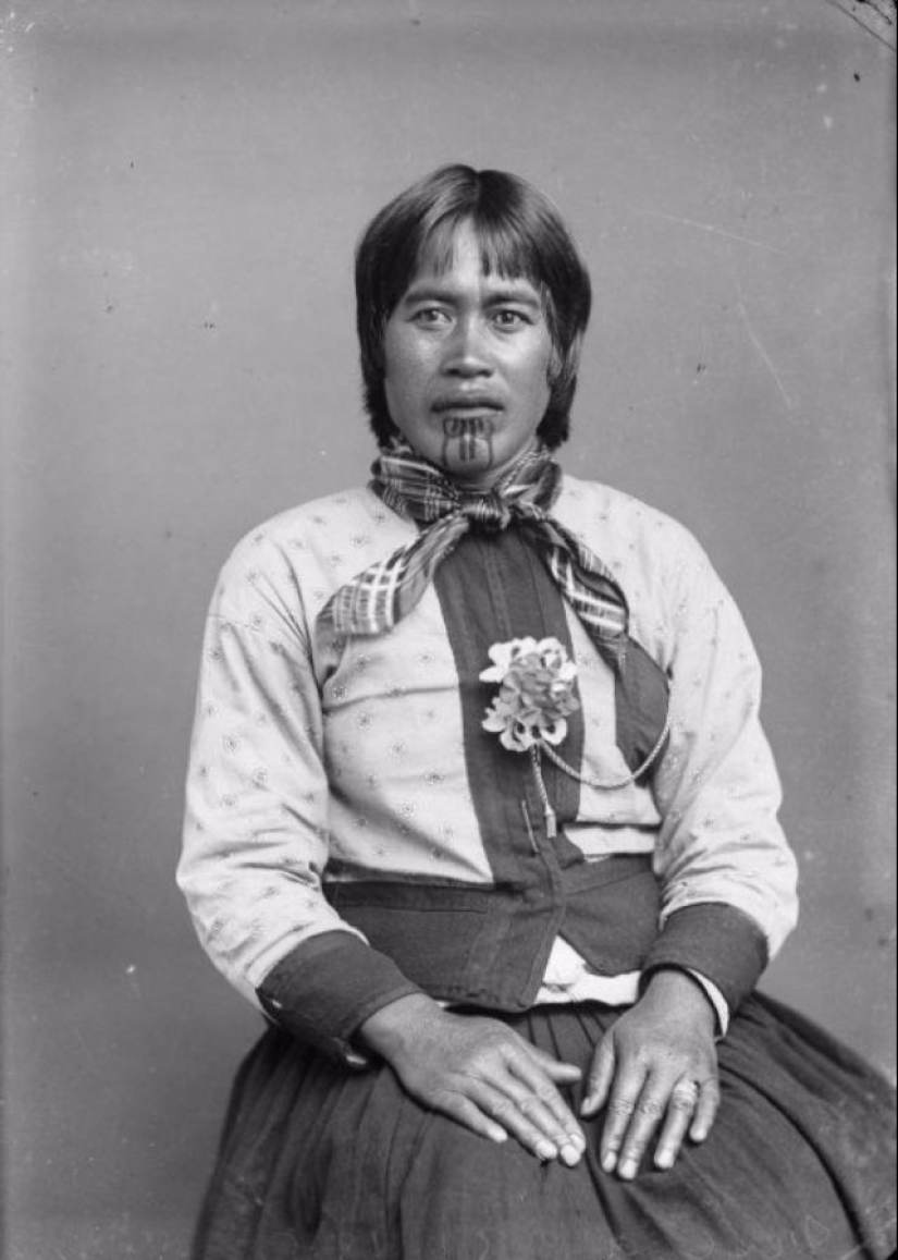 30 increíbles retratos de las mujeres Maoríes con tatuajes tradicionales