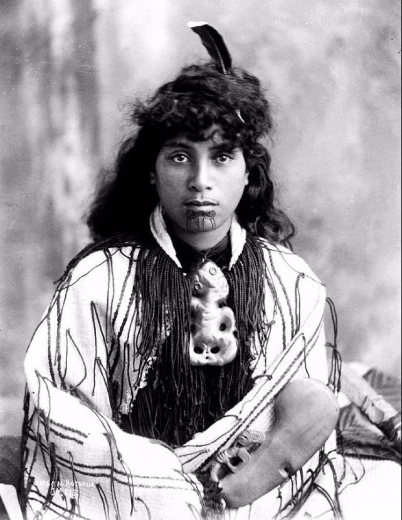 30 increíbles retratos de las mujeres Maoríes con tatuajes tradicionales