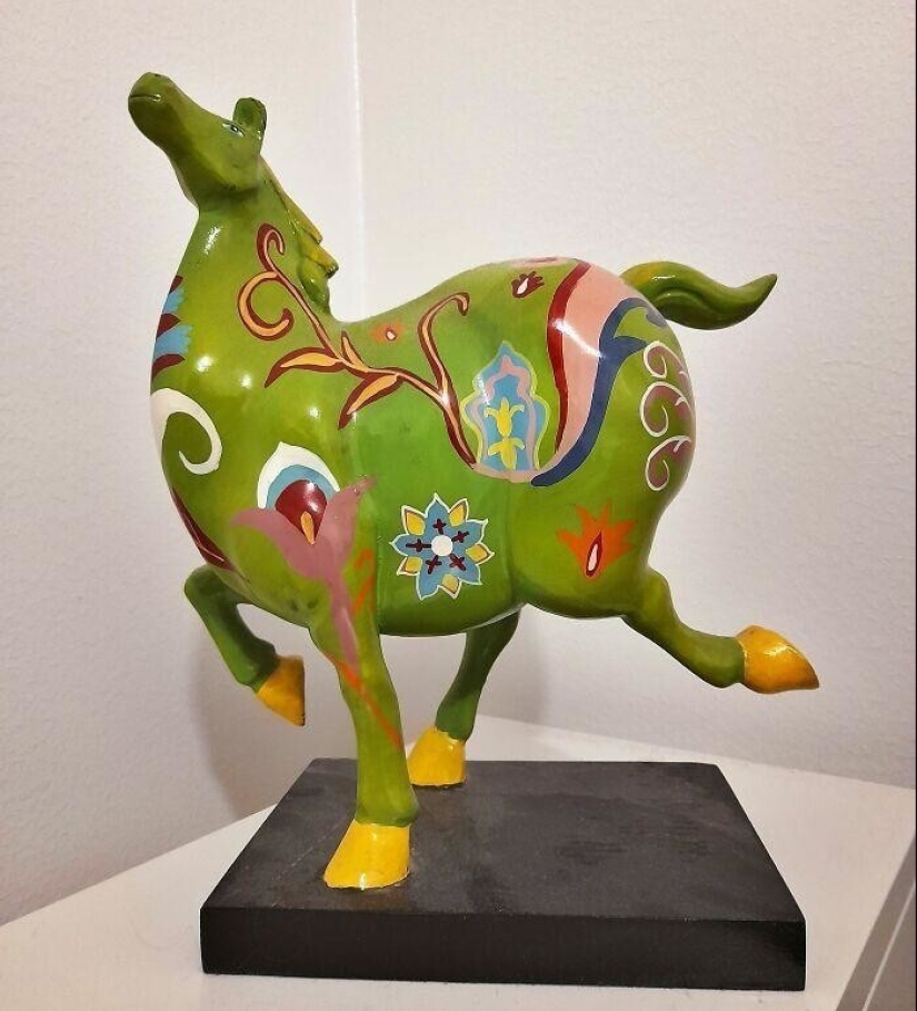 30 lindo, peculiar e inquietante que se encuentra en las tiendas de segunda mano