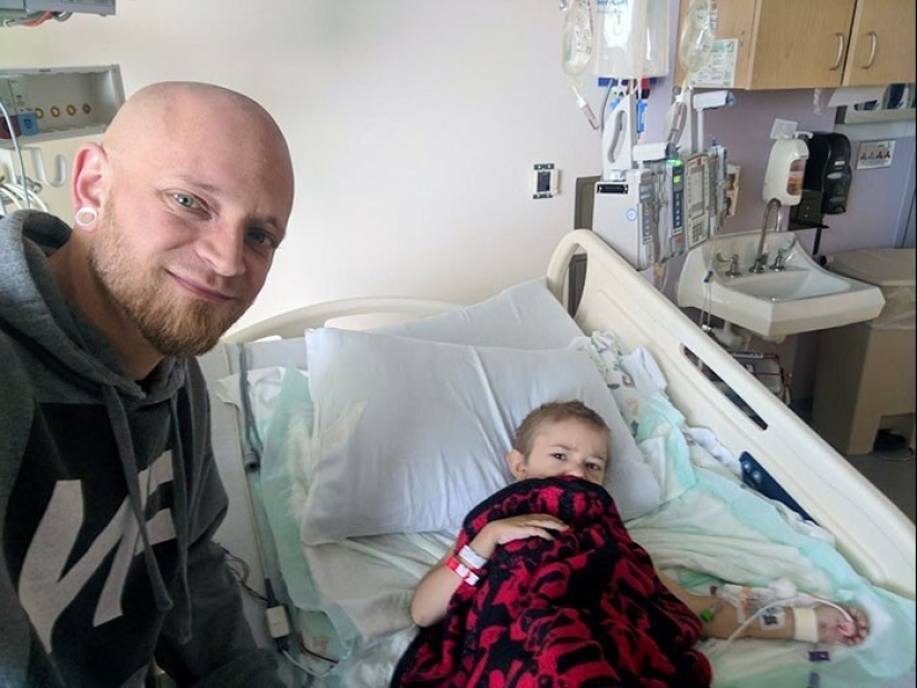 30 Photos Capturing the Power of a Father's Love and Devotion