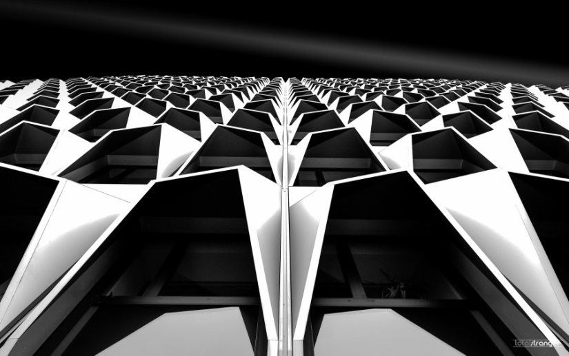 30 photos harmonious with perfect symmetry