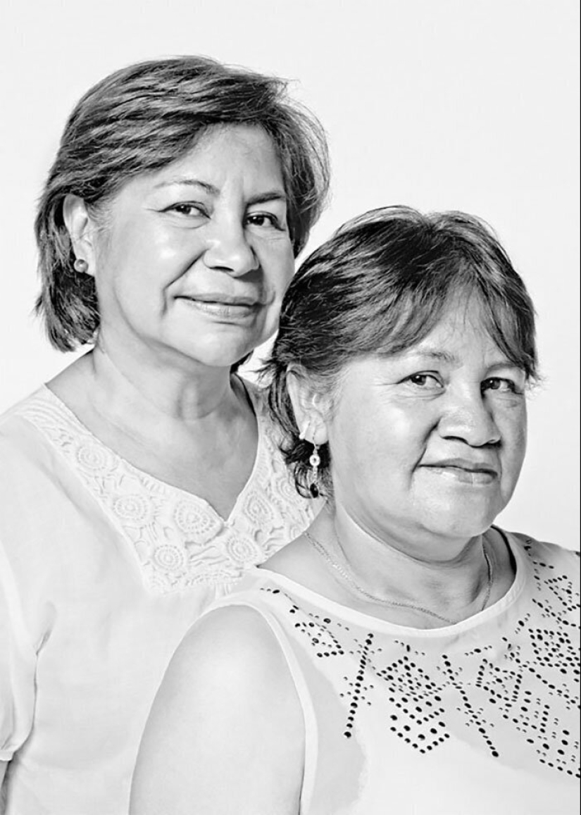 30 retratos de personas no relacionadas por sangre, pero muy similares entre sí