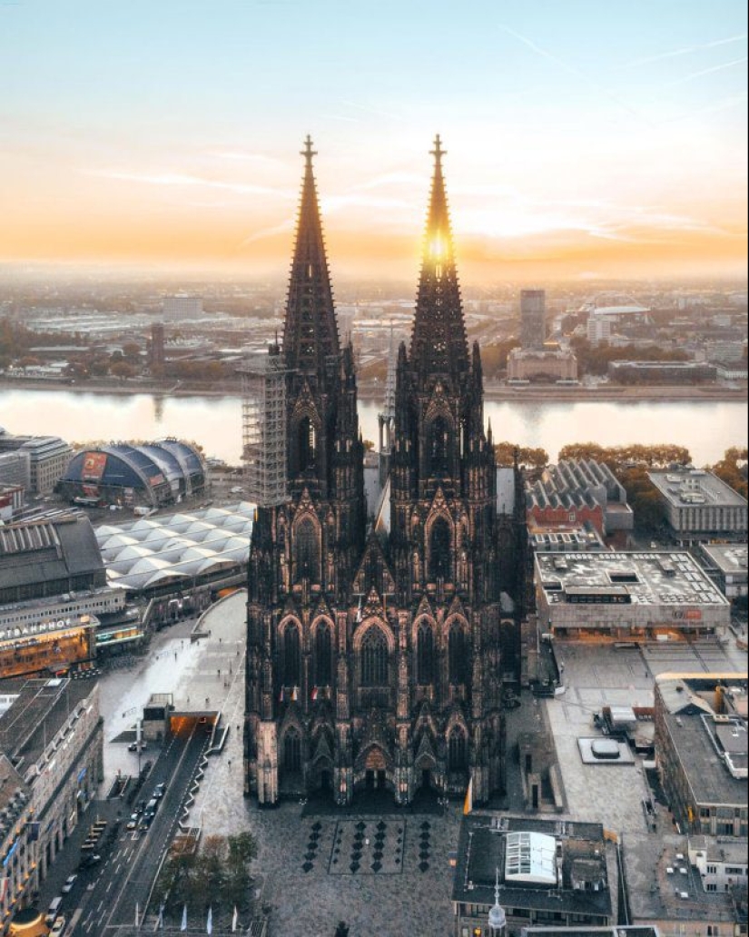 30 shots with the drone, which reveal the beauty of the world