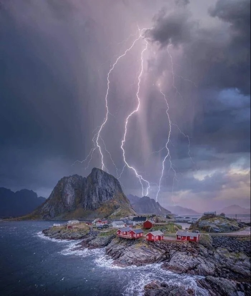 30 stunningly beautiful places on Earth