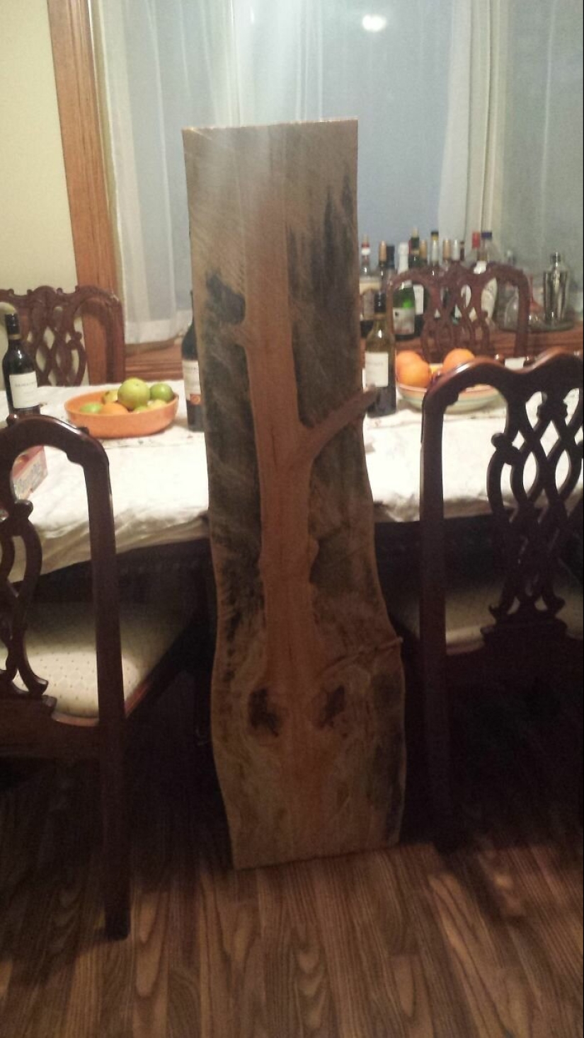 30 unexpected finds inside a disassembled or broken things