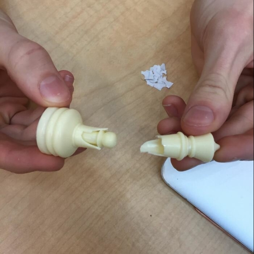 30 unexpected finds inside a disassembled or broken things