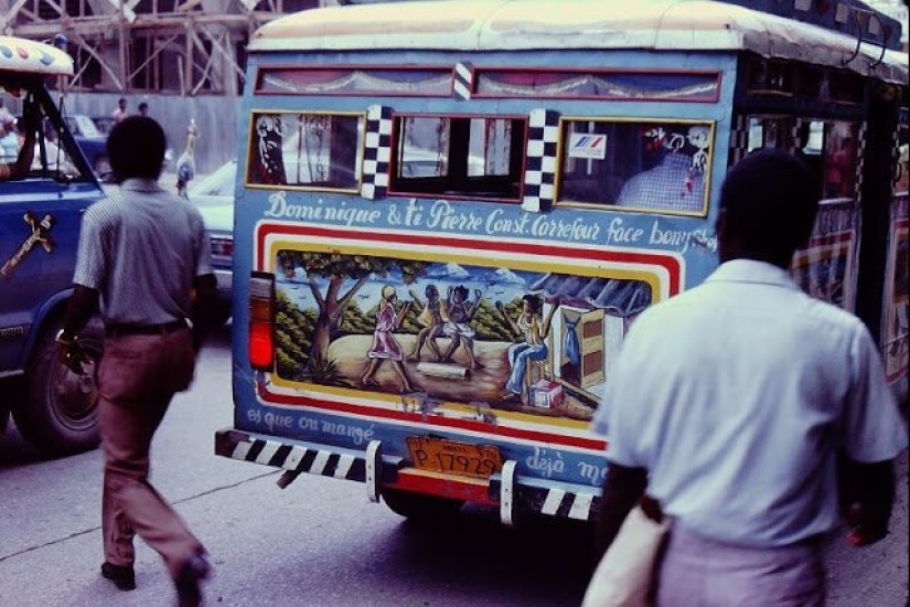 31 color photographs documenting life in Haiti in the 1970s 31 color photographs documenting life in Haiti in the 1970s