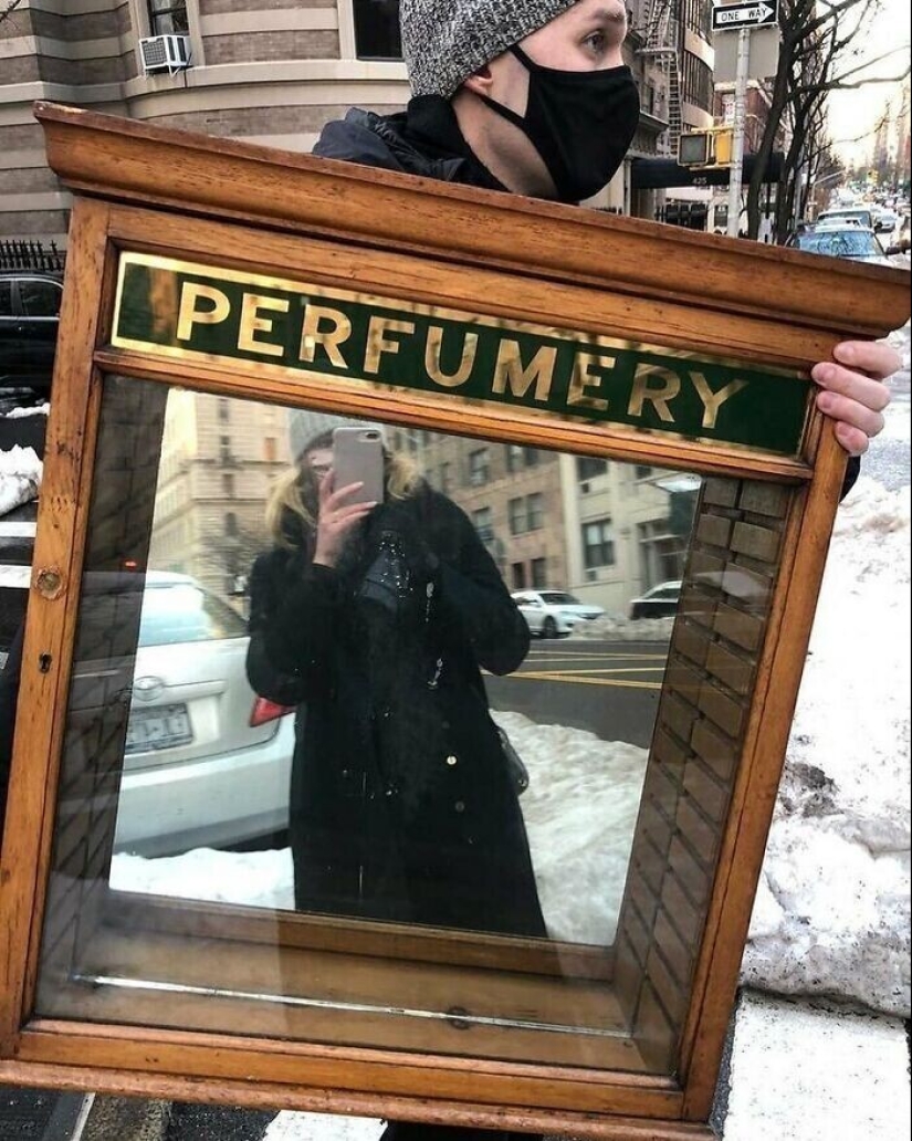 35 gorgeous things that people considered trash and put on the streets of new York 35 gorgeous things that people considered trash and put on the streets of new York