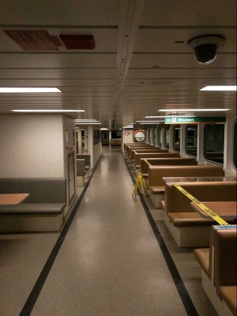 35 photos of deserted spaces that make you uncomfortable 35 photos of deserted spaces that make you uncomfortable