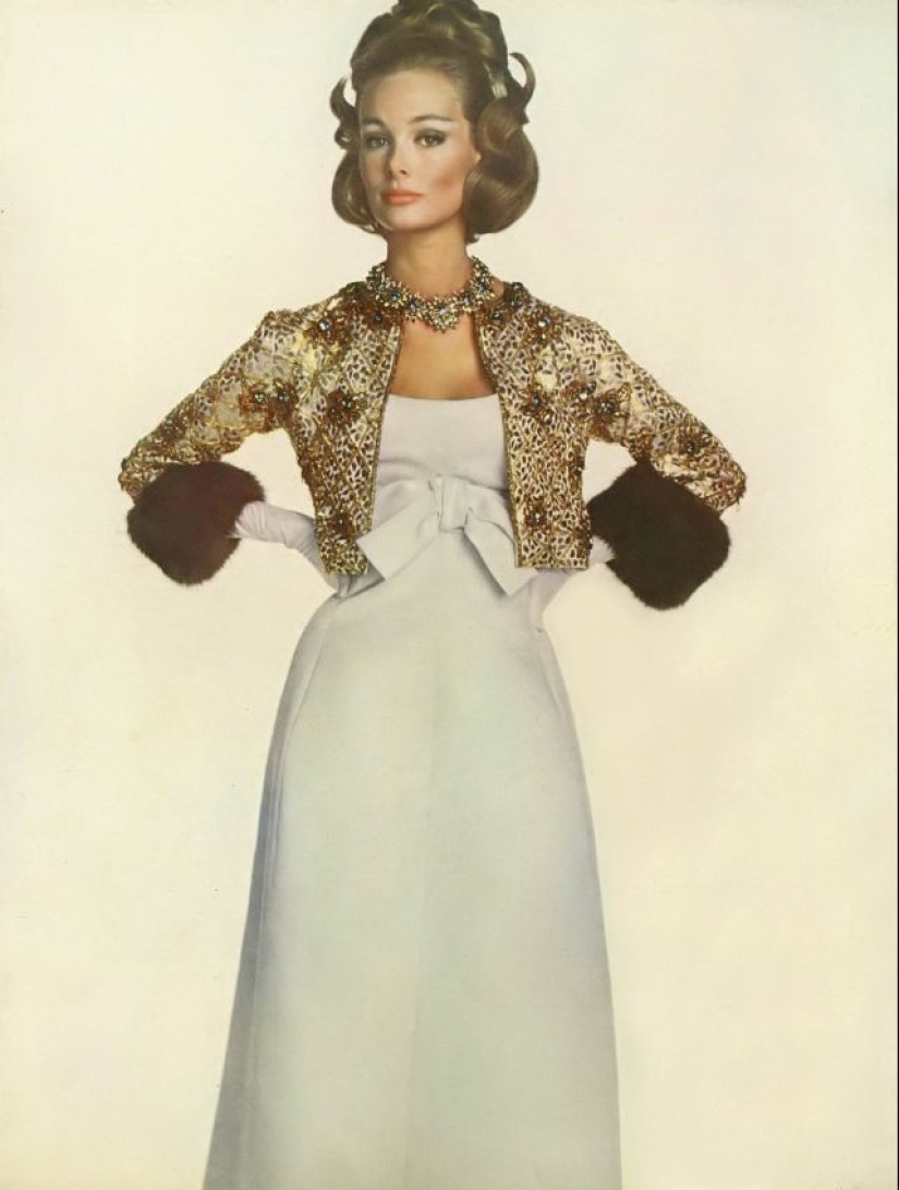 35 stunning photos of the classic model Monique Chevalier of the 1950s and 60s 35 stunning photos of the classic model Monique Chevalier of the 1950s and 60s