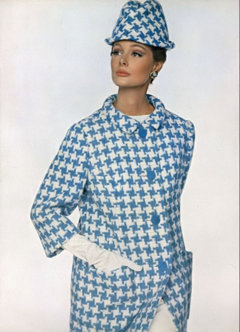 35 stunning photos of the classic model Monique Chevalier of the 1950s and 60s 35 stunning photos of the classic model Monique Chevalier of the 1950s and 60s