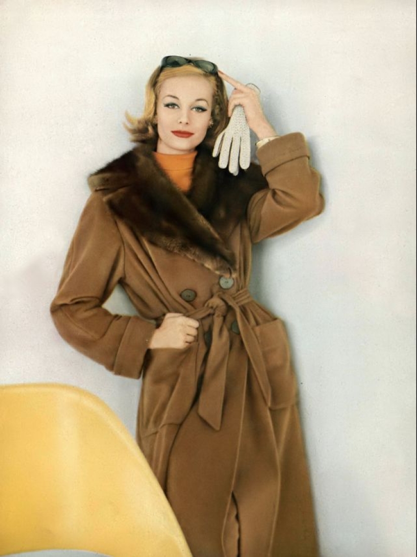 35 stunning photos of the classic model Monique Chevalier of the 1950s and 60s 35 stunning photos of the classic model Monique Chevalier of the 1950s and 60s