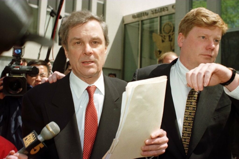 'El vuelo del infierno': cómo un banquero de Wall Street convirtió un avión en un baño público 'El vuelo del infierno': cómo un banquero de Wall Street convirtió un avión en un baño público