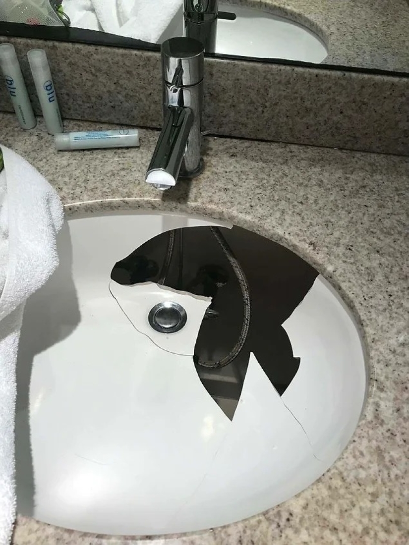 40 examples of terrible hotel guests and rented apartments 40 examples of terrible hotel guests and rented apartments
