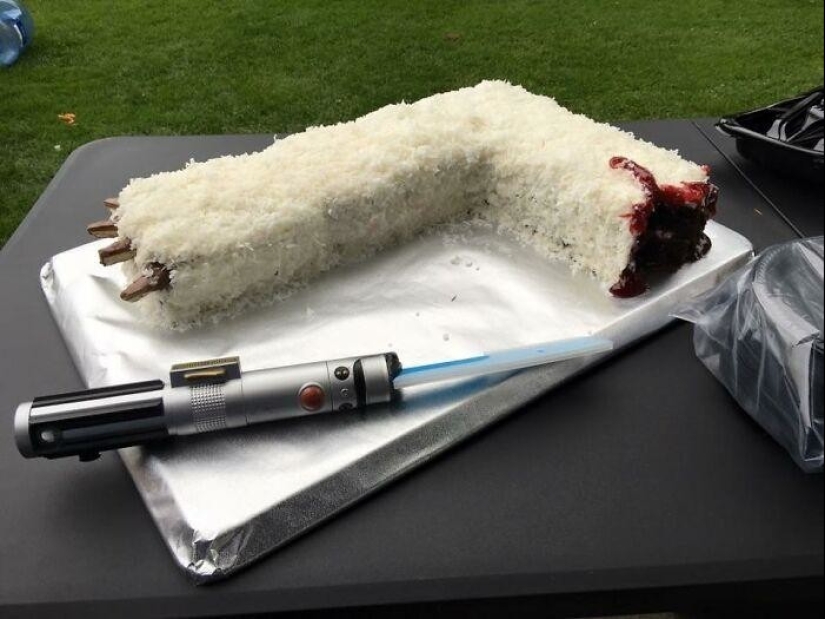 40 funny, and more often simply unsuccessful wedding cakes