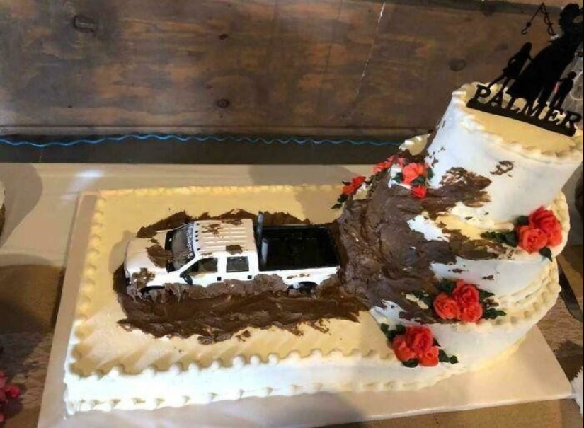 40 funny, and more often simply unsuccessful wedding cakes
