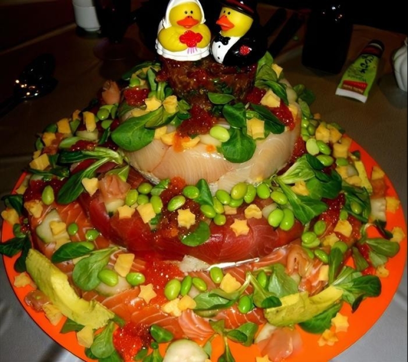 40 funny, and more often simply unsuccessful wedding cakes