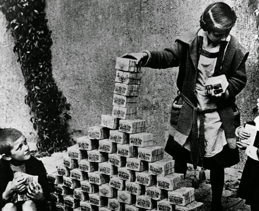 40 vintage photos showing how strange the world used to be
