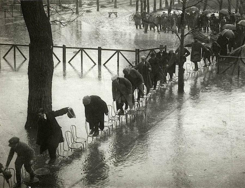 40 vintage photos showing how strange the world used to be