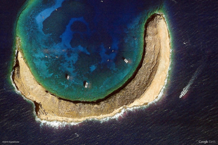 44 amazing abstract images from Google Earth