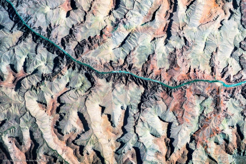 44 increíbles imágenes abstractas de Google Earth 44 increíbles imágenes abstractas de Google Earth