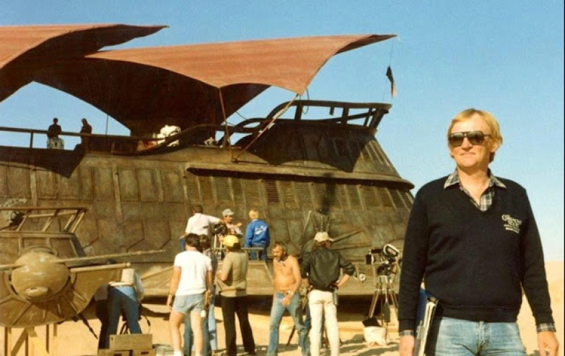 50 Rare Photos From the Set of Star Wars: Episode VI: Return of the Jedi 50 Rare Photos From the Set of Star Wars: Episode VI: Return of the Jedi