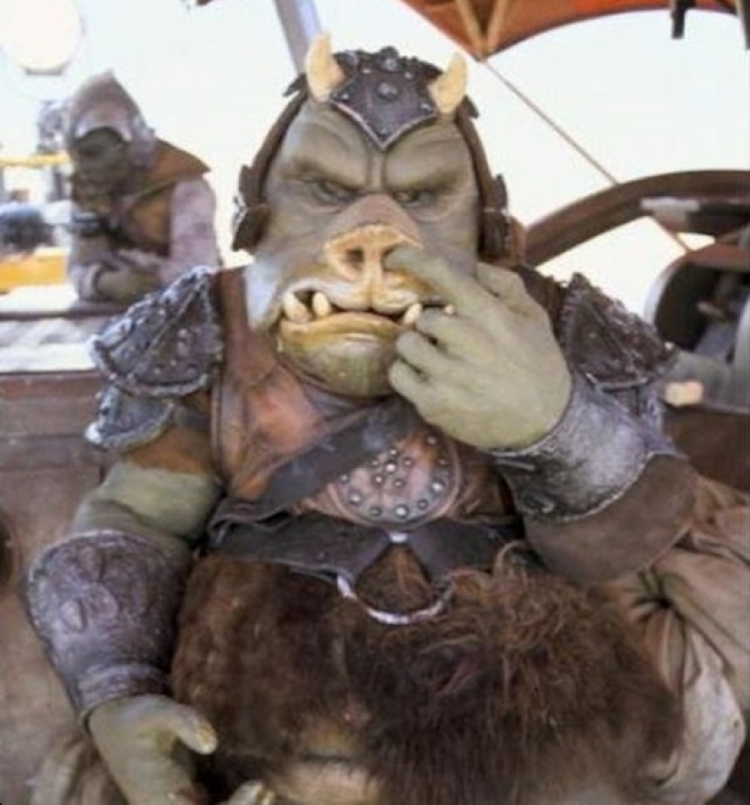 50 Rare Photos From the Set of Star Wars: Episode VI: Return of the Jedi 50 Rare Photos From the Set of Star Wars: Episode VI: Return of the Jedi