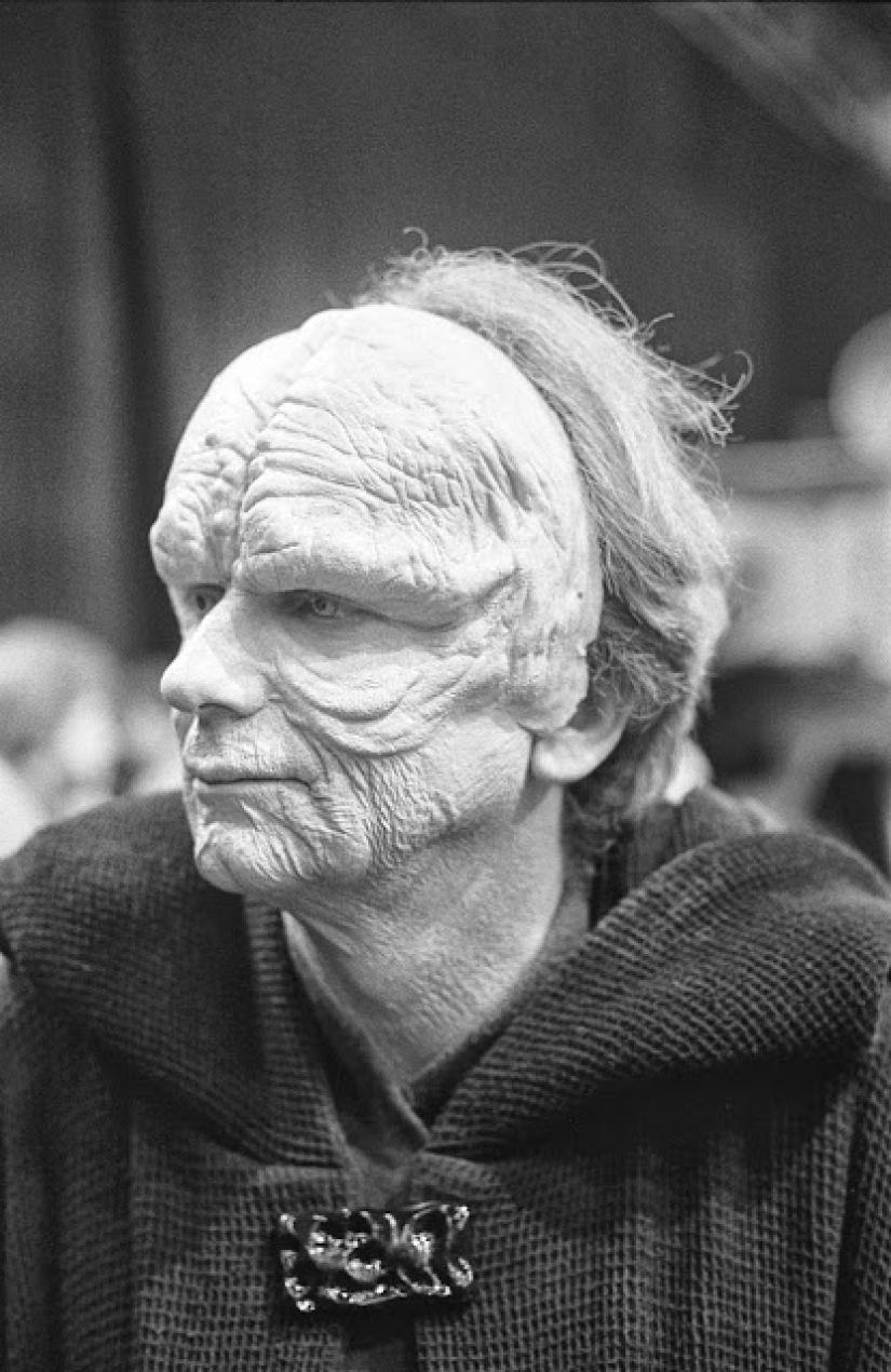 50 Rare Photos From the Set of Star Wars: Episode VI: Return of the Jedi 50 Rare Photos From the Set of Star Wars: Episode VI: Return of the Jedi