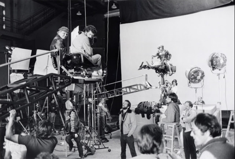 50 Rare Photos From the Set of Star Wars: Episode VI: Return of the Jedi 50 Rare Photos From the Set of Star Wars: Episode VI: Return of the Jedi
