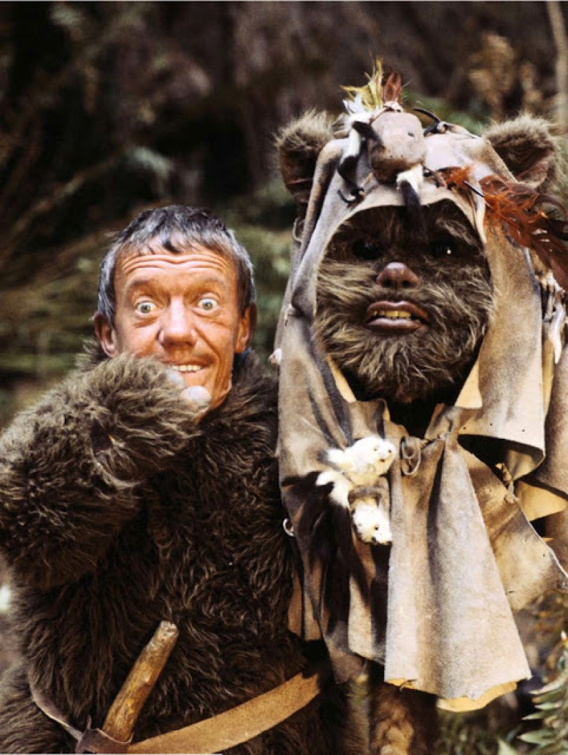 50 Rare Photos From the Set of Star Wars: Episode VI: Return of the Jedi 50 Rare Photos From the Set of Star Wars: Episode VI: Return of the Jedi